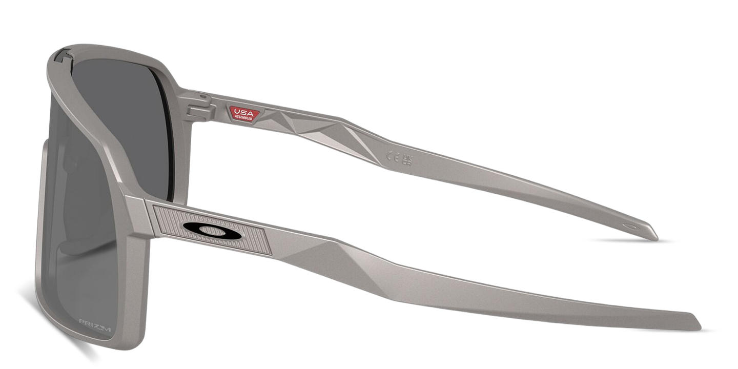 Oakley Sutro Oversized Mask Sunglasses in Titanium – Product Photo 2