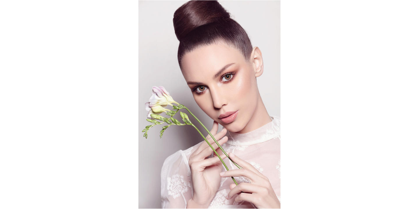 DIVA Monthly Color Contact Lenses in Latte – Product Photo 2