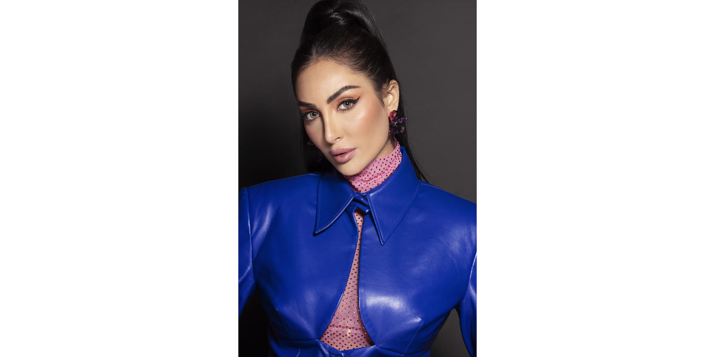 Shop Amara Monthly Color Contact Lenses - Hazel Wood in Hazel Wood online.