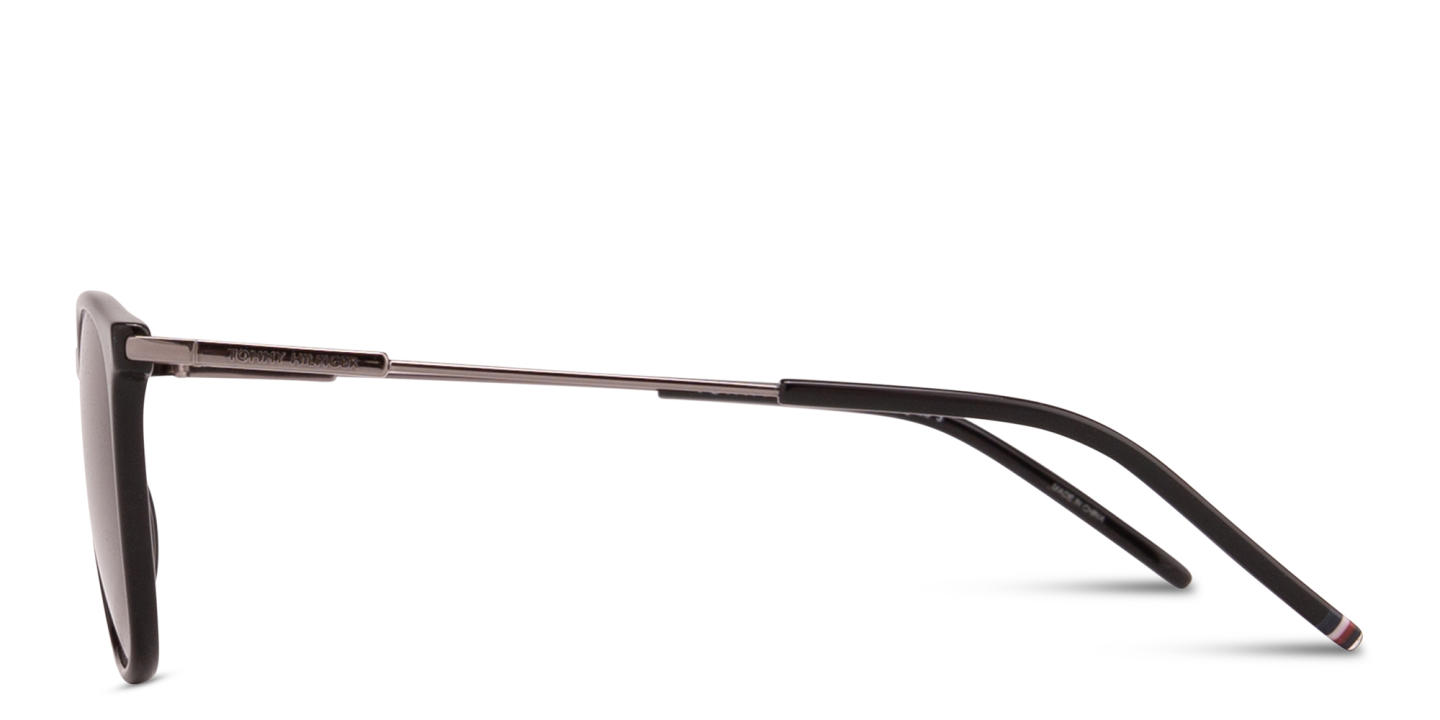 Shop Tommy Hilfiger Round Sunglasses in Black online.