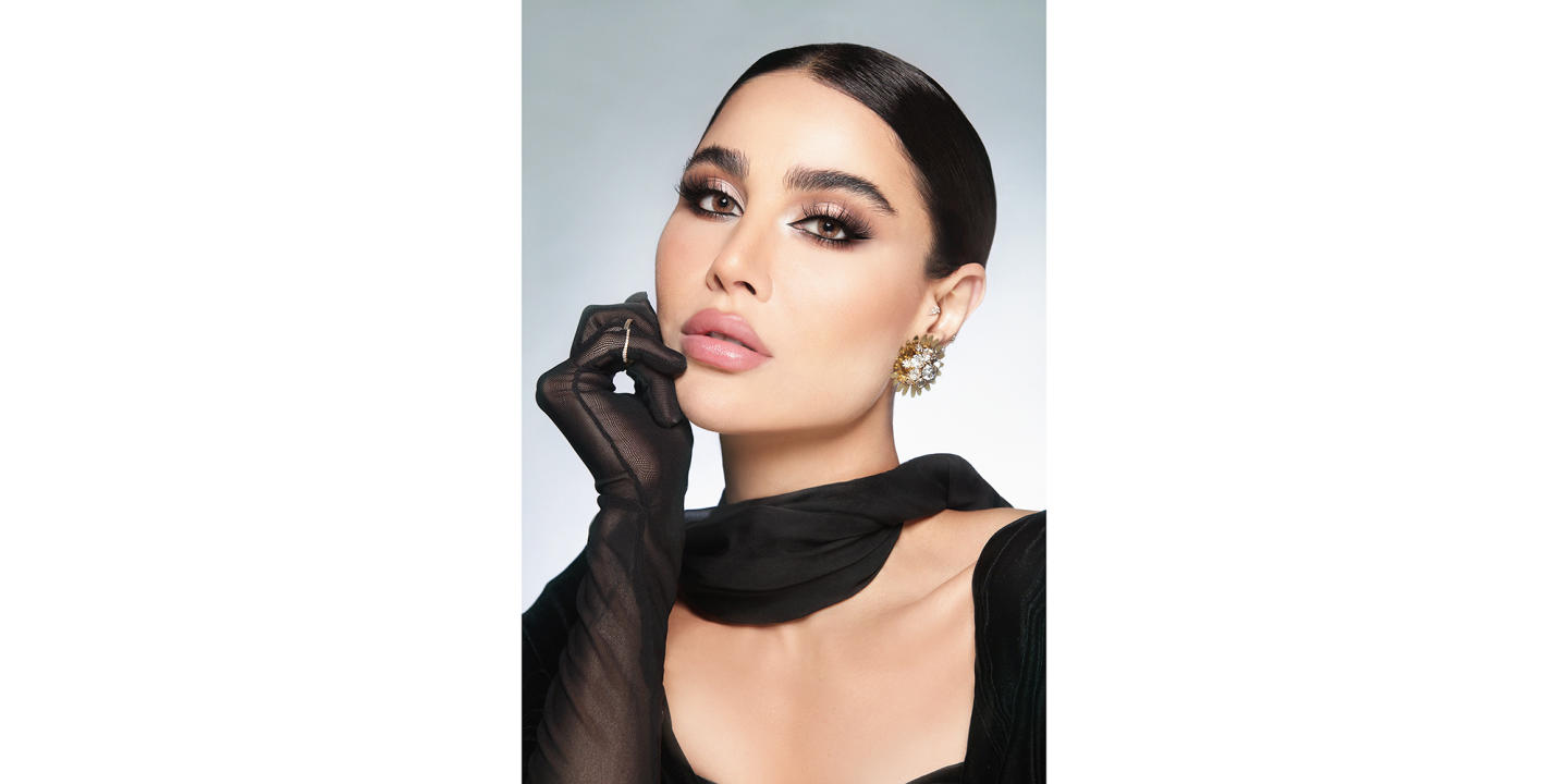 DIVA Monthly Color Contact Lenses in Cream – Product Photo 2