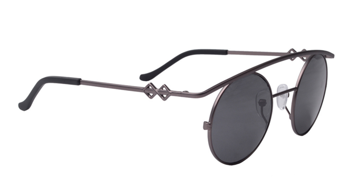 Karen Wazen Retro XL Round Sunglasses in Grey – Product Photo 1