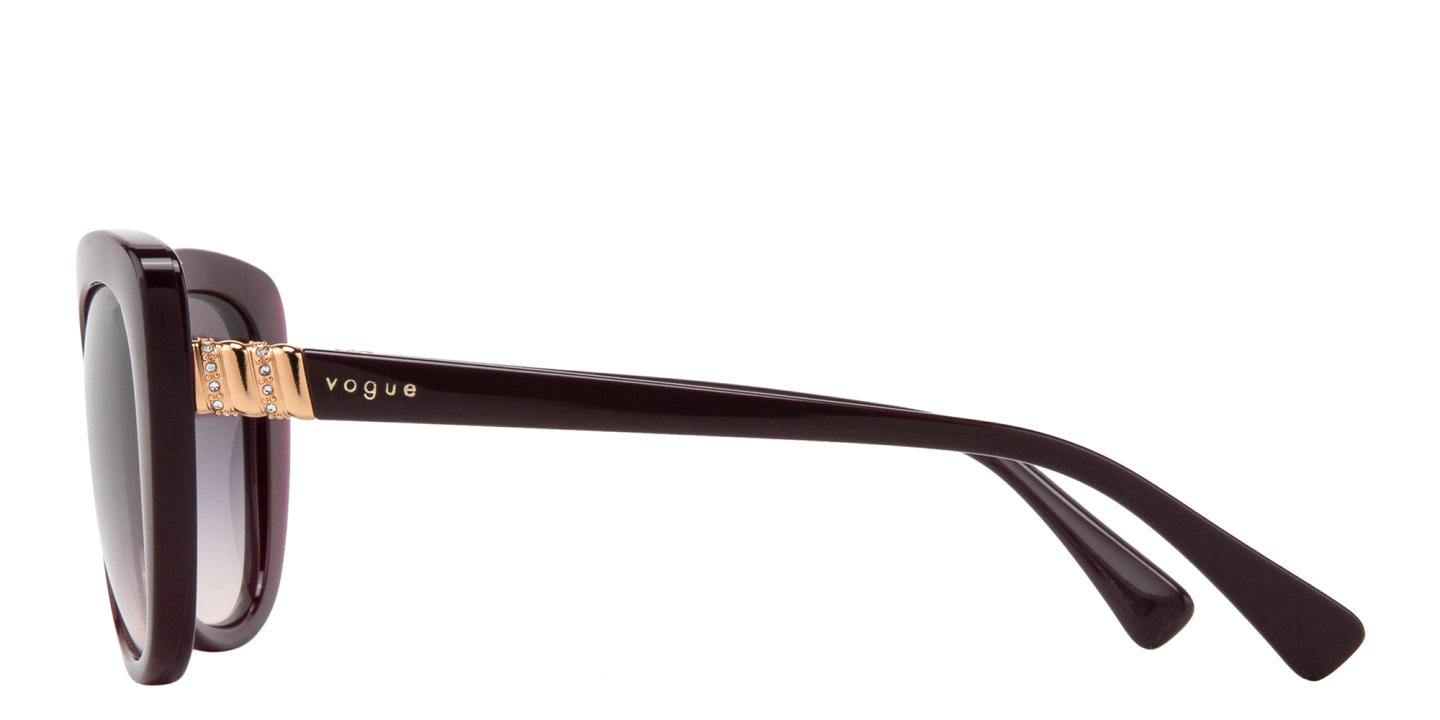 Vogue Eyewear Logo Lettering Cat-Eye Sunglasses in Transparent Cherry – Product Photo 3