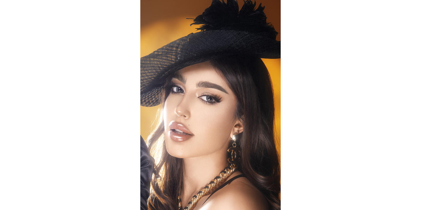 Shop Amara Monthly Color Contact Lenses - Zi Cloudy in Zi Cloudy online.