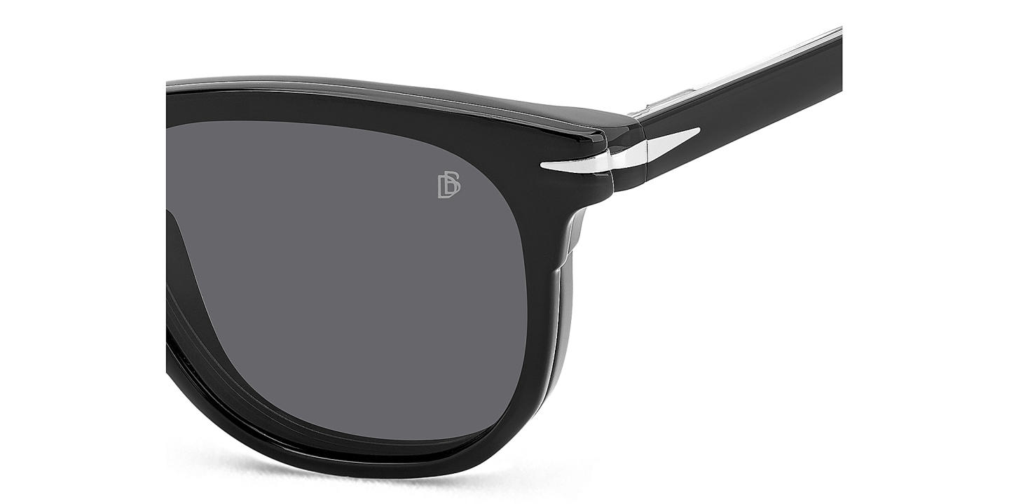 Shop DAVID BECKHAM Style Pioneer Clip-On Square Eyeglasses in Black online.