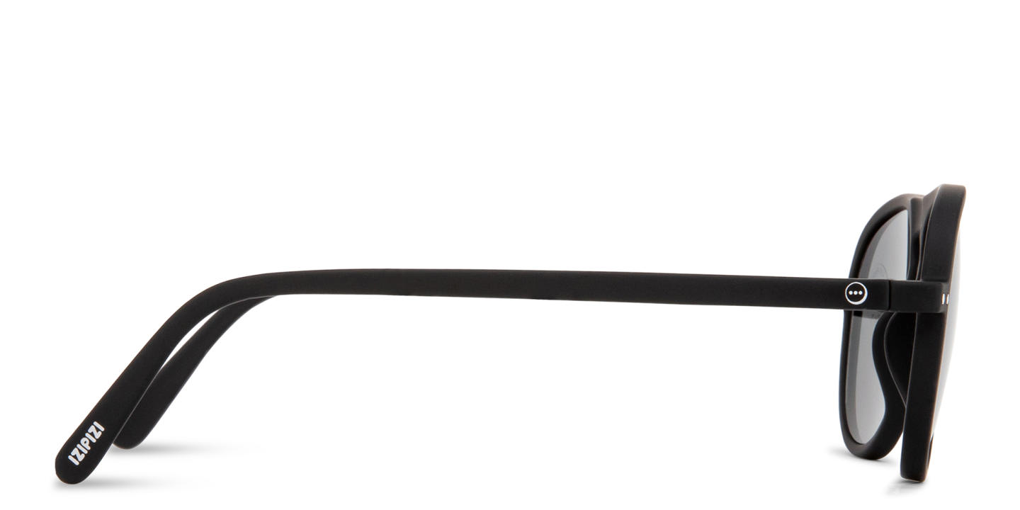 Izipizi Logo Unisex Aviator Sunglasses in Black – Product Photo 3