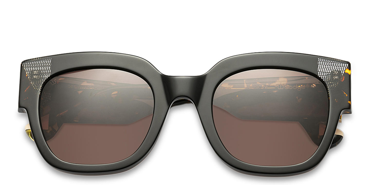 Shop Woodys Linda Square Sunglasses in Black online.