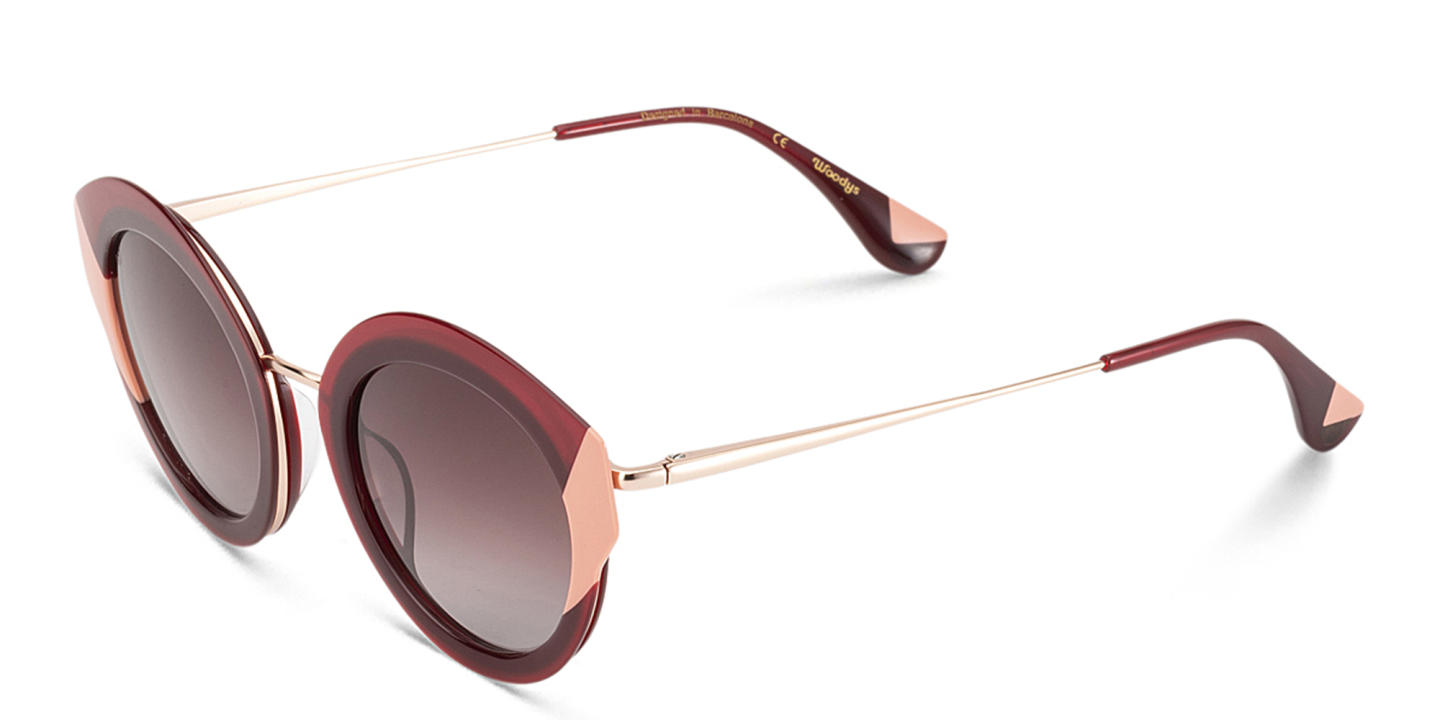 Shop Woodys Lober Round Sunglasses in Red online.