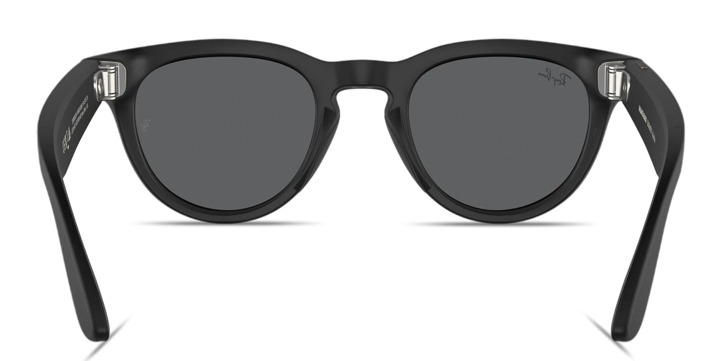 Shop Ray-Ban Meta Headliner Unisex Panthos Sunglasses in Matte Black online.
