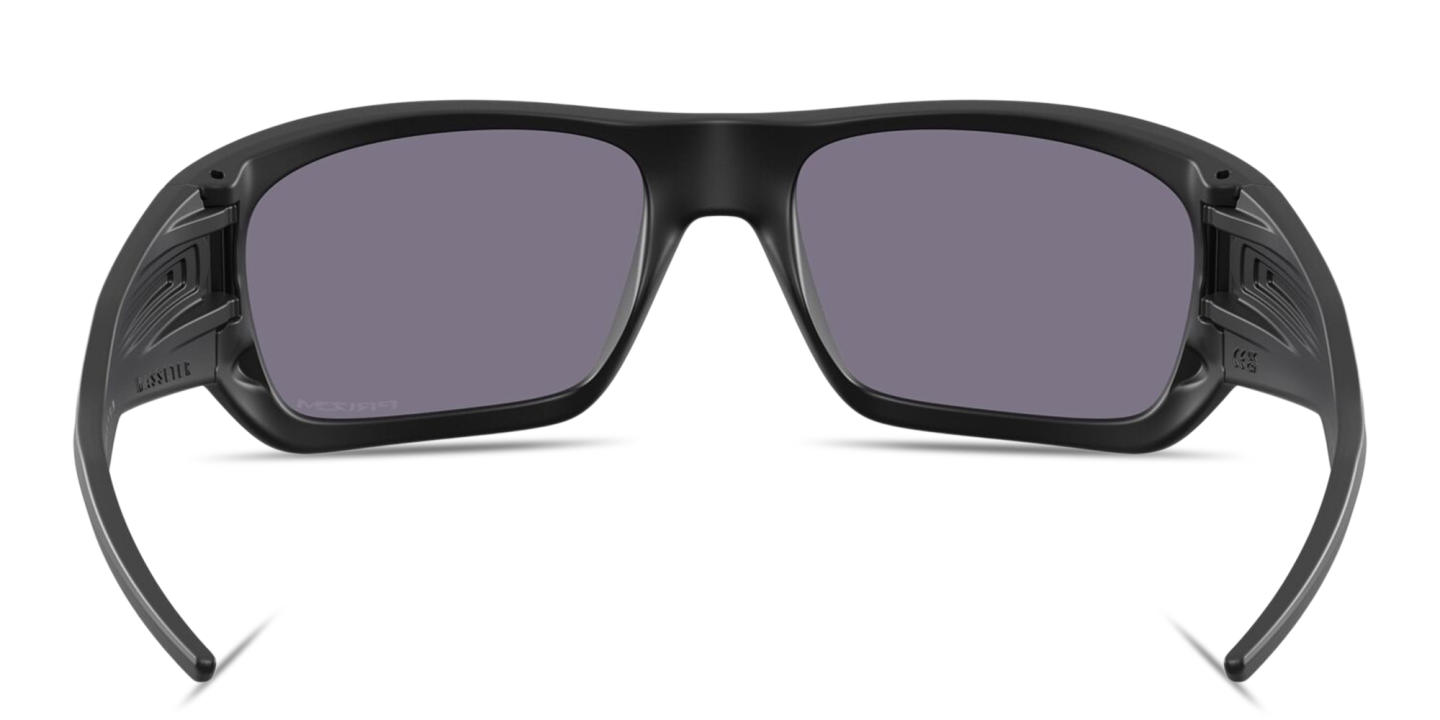 تسوق نظارات شمسية ماسيتير بإطار مستطيل اوكلي بلون أسود أونلاين.