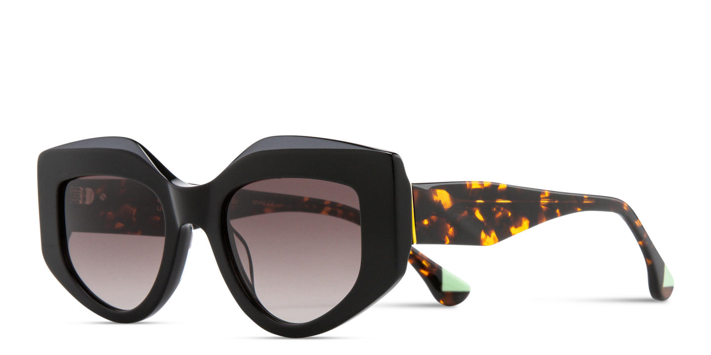 Woodys Uma Cat-Eye Sunglasses in Black – Product Photo 1