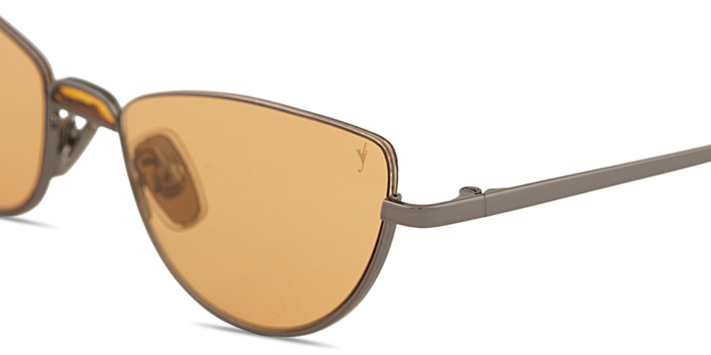 Eyepetizer Odaiba Cat-Eye Sunglasses in Gunmetal – Product Photo 2