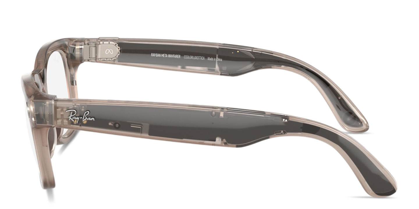 تسوق نظارات شمسية ميتا واي فيرير بإطار مربّع للجنسين راي بان بلون أحمر رملي لامع أونلاين.