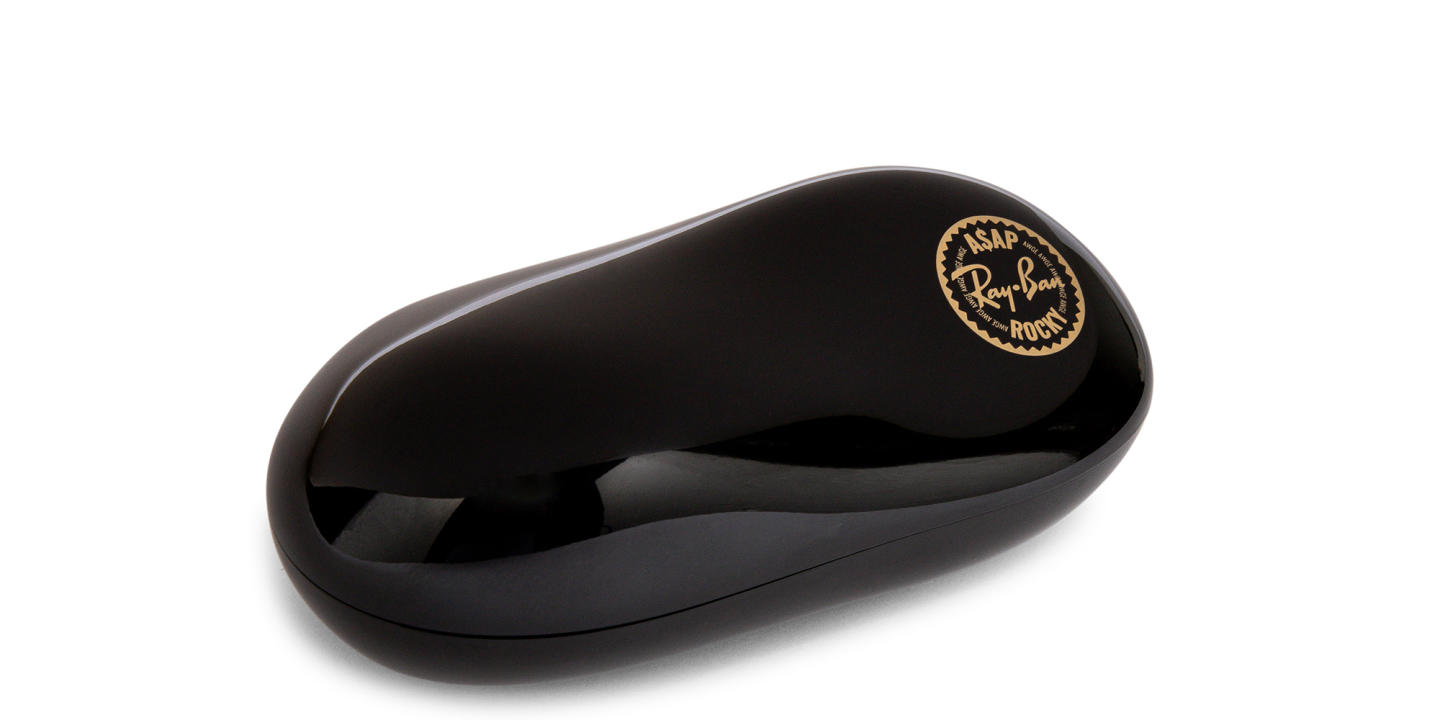 Ray-Ban Wayfarer Puffer Unisex Square Sunglasses in Black – Product Photo 5