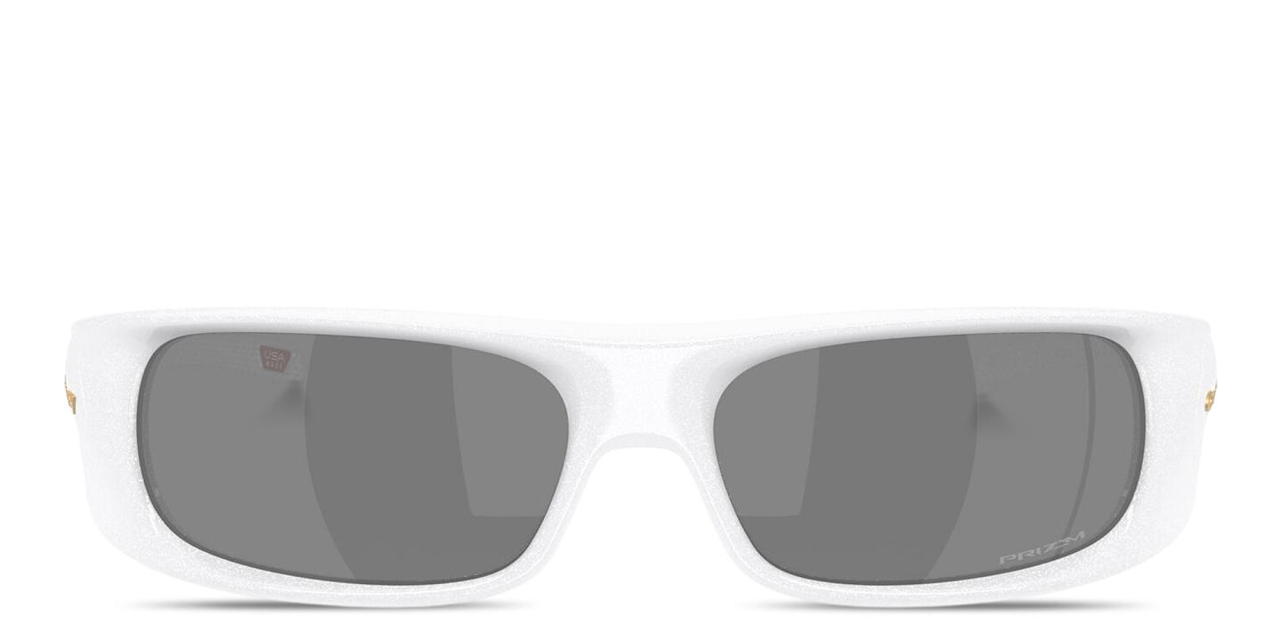 Shop Oakley Highland Unisex Rectangle Sunglasses in White online.