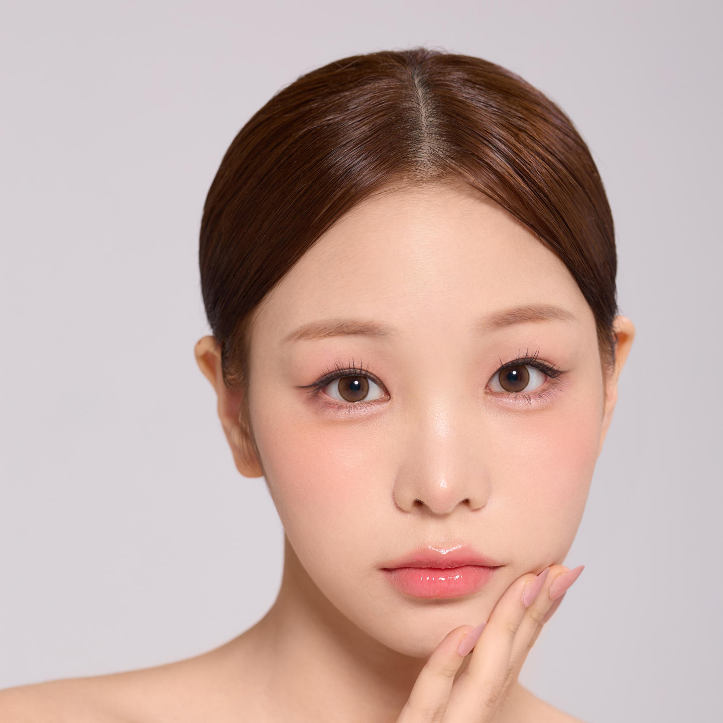 Shop Lensme Korean Style Monthly Colored Contact Lenses in Yunna online.