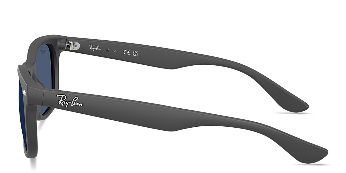 Ray-Ban Junior New Wafarer Kids Square Sunglasses in Rubber Dark Gray – Product Photo 2