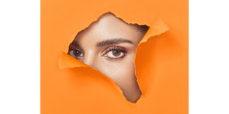 DAYA 1-Day Color Contact Lenses in Pecan – Product Photo 4