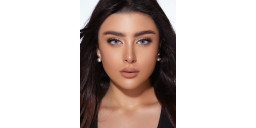 AFLE 1-Day Color Contact Lenses in Snow – Product Photo 2