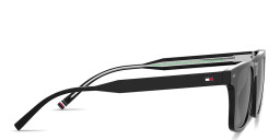 تسوق نظارات شمسية مستطيلة بشعار العَلَم تومي هيلفيغر بلون أسود أونلاين.