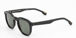 Woodys Rocco Round Sunglasses in Black – Product Photo 2