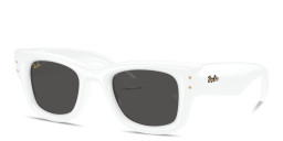 Shop Ray-Ban Wayfarer Puffer Unisex Square Sunglasses in White online.