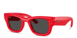 Shop Ray-Ban Wayfarer Puffer Unisex Square Sunglasses in Red online.