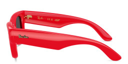 Shop Ray-Ban Wayfarer Puffer Unisex Square Sunglasses in Red online.