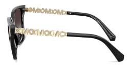 تسوق نظارات شمسية بيادمونت بإطار مربّع مايكل كورس بلون أسود أونلاين.